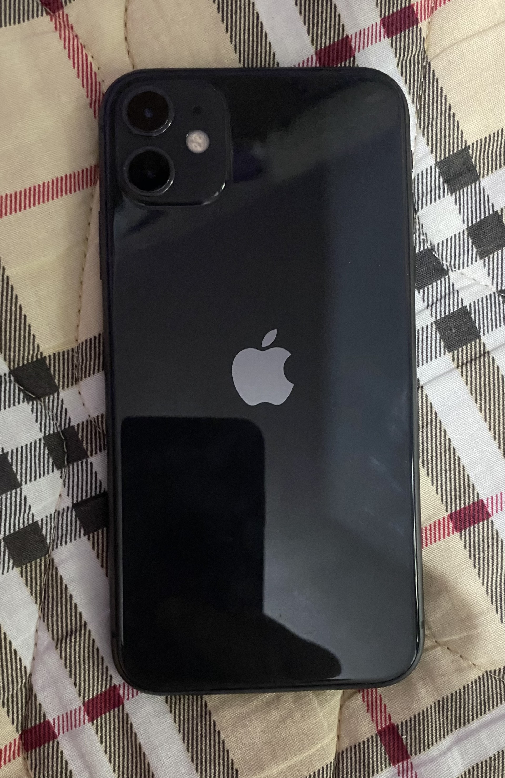 Apple iPhone 11 64GB Black