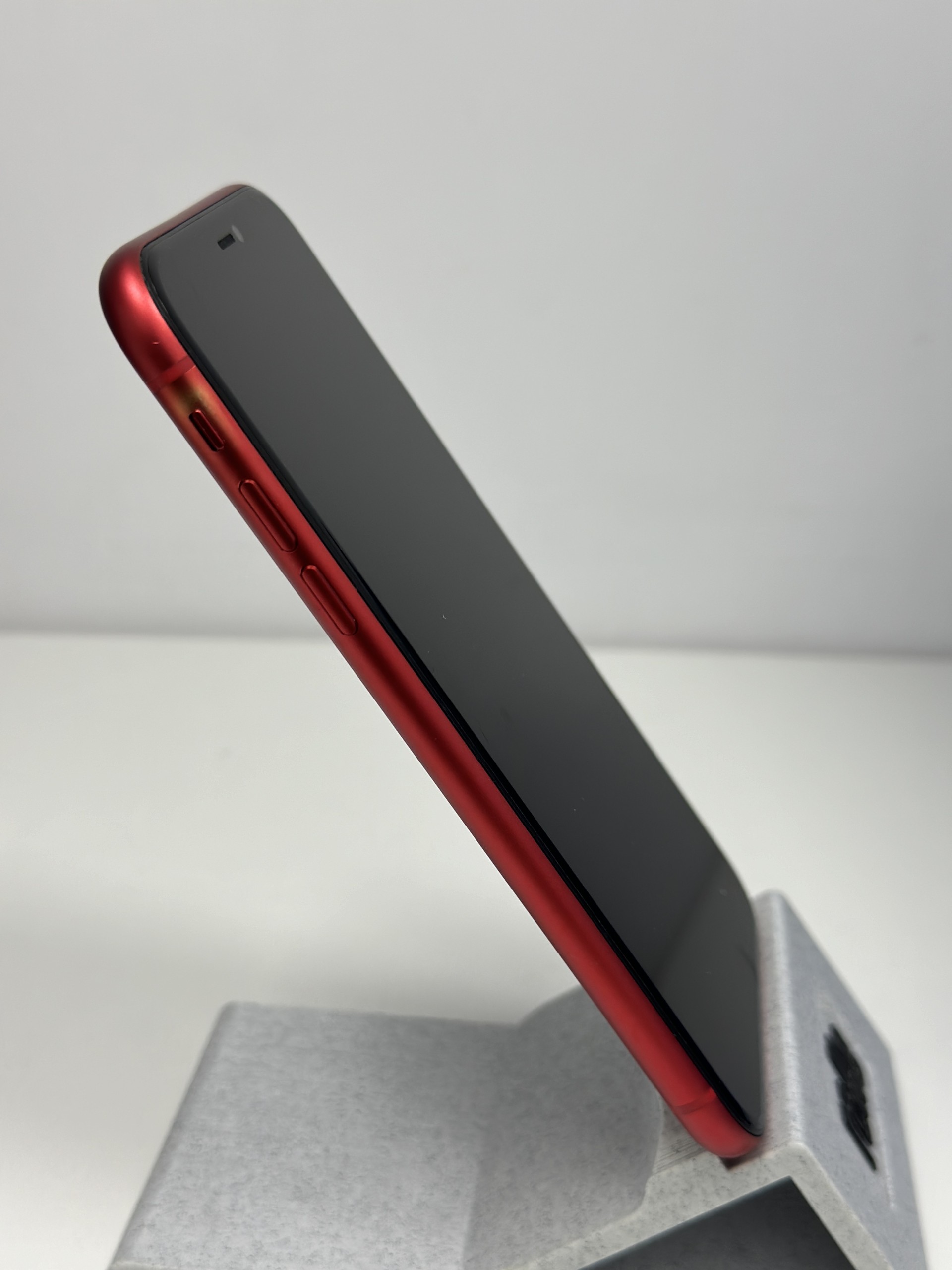 Apple iPhone 11 256GB Red