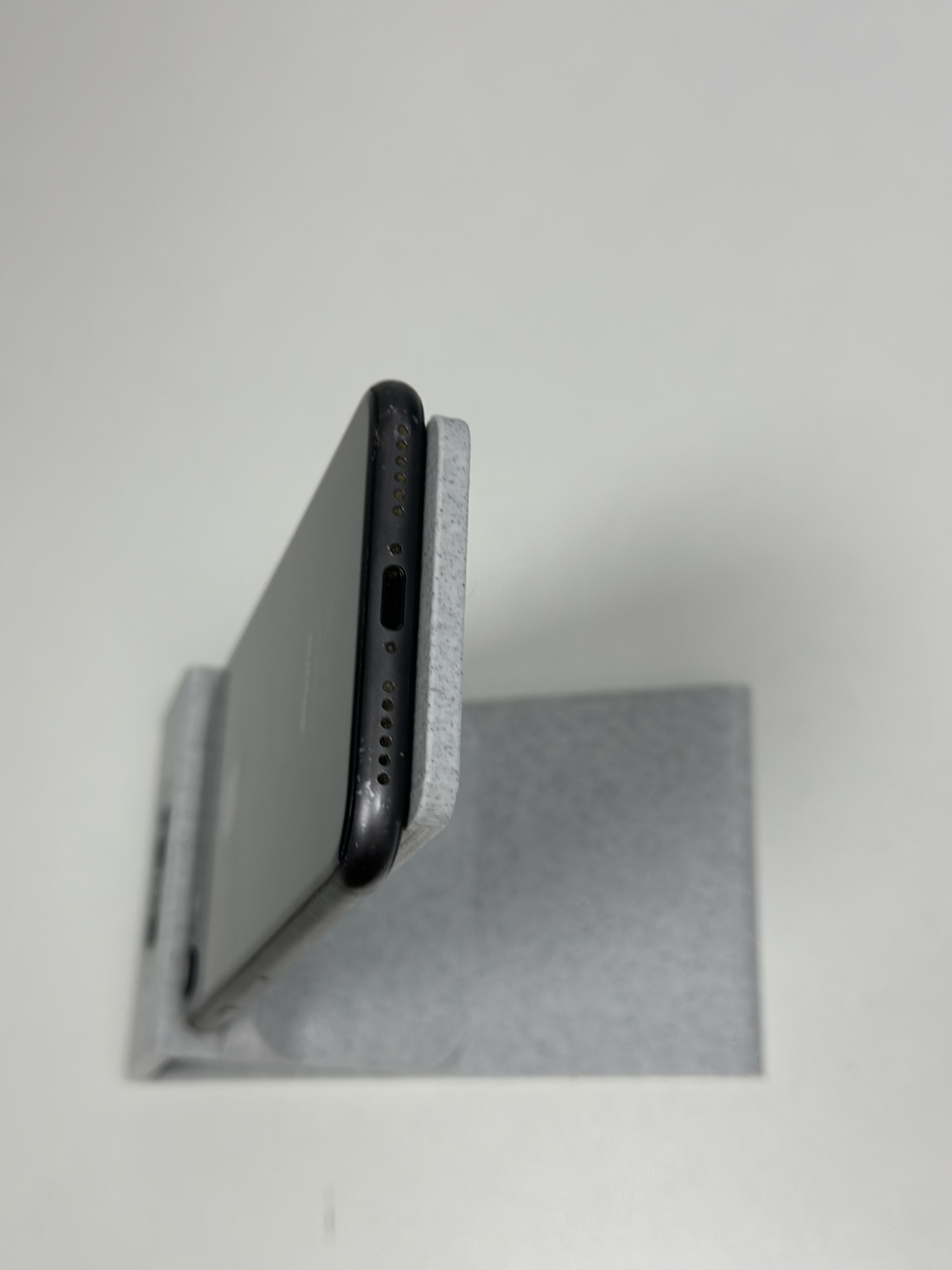 Apple iPhone 8 64GB Space Gray