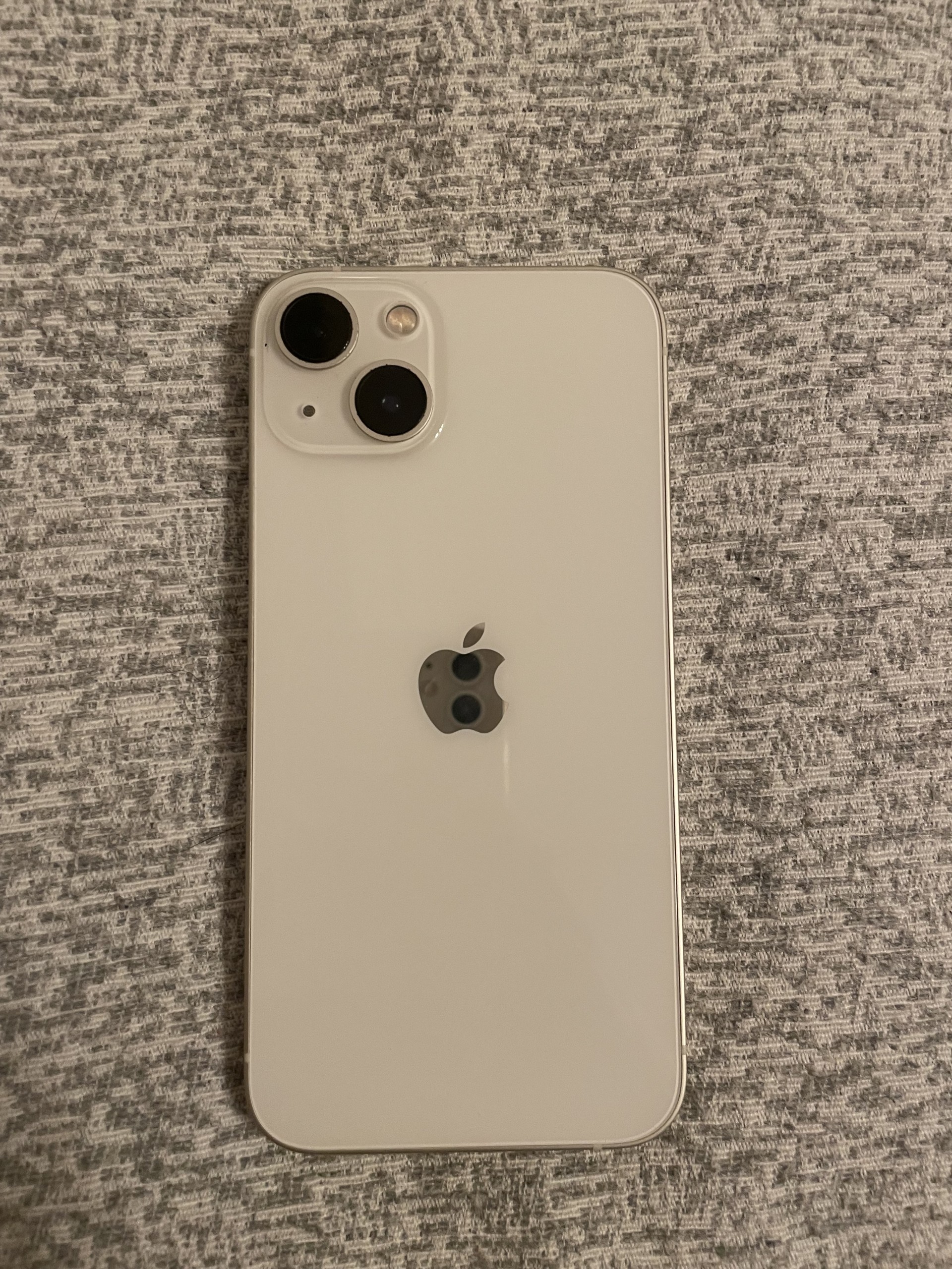 Apple iPhone 13 128GB Starlight