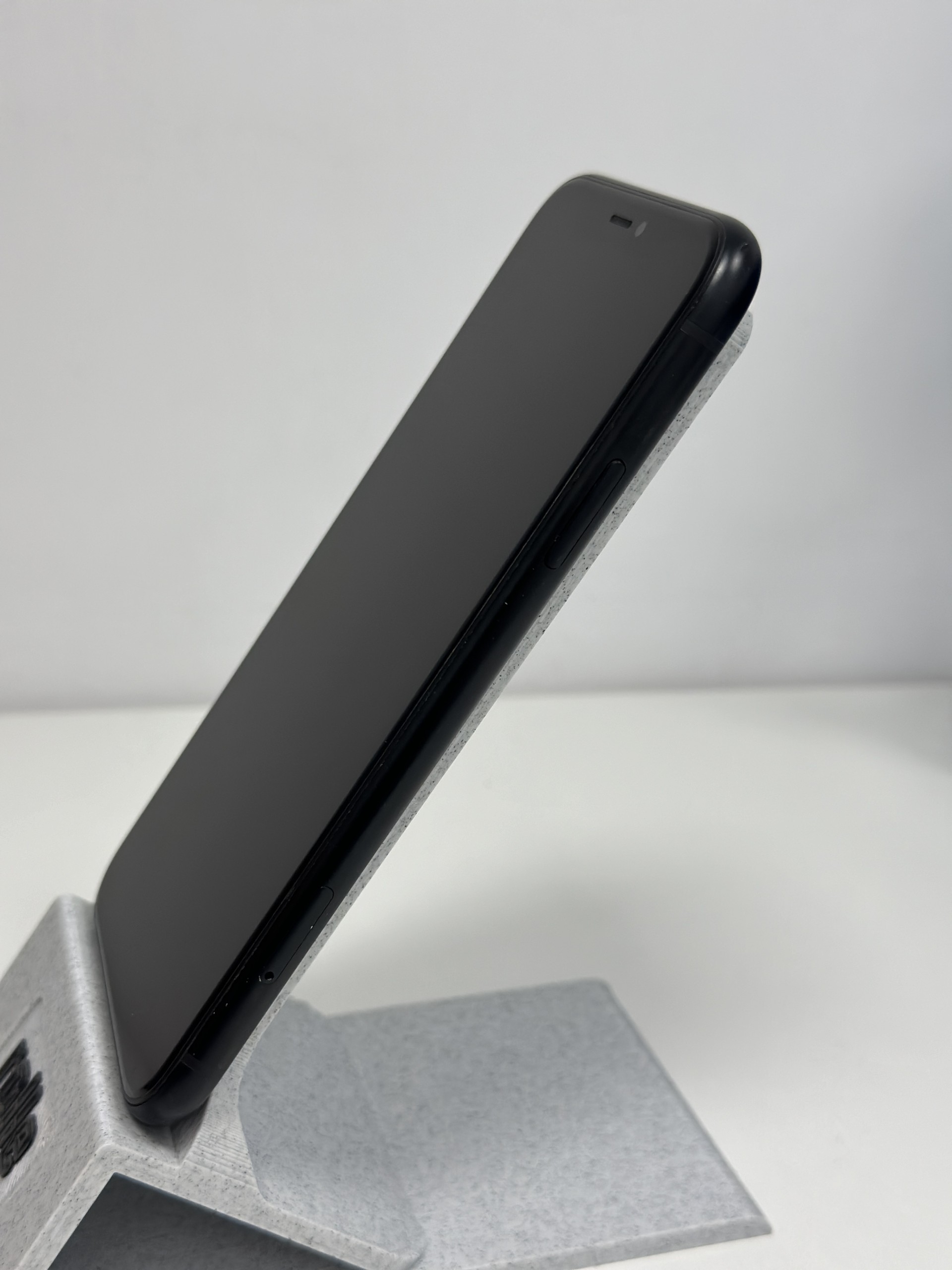 Apple iPhone XR 64GB Black