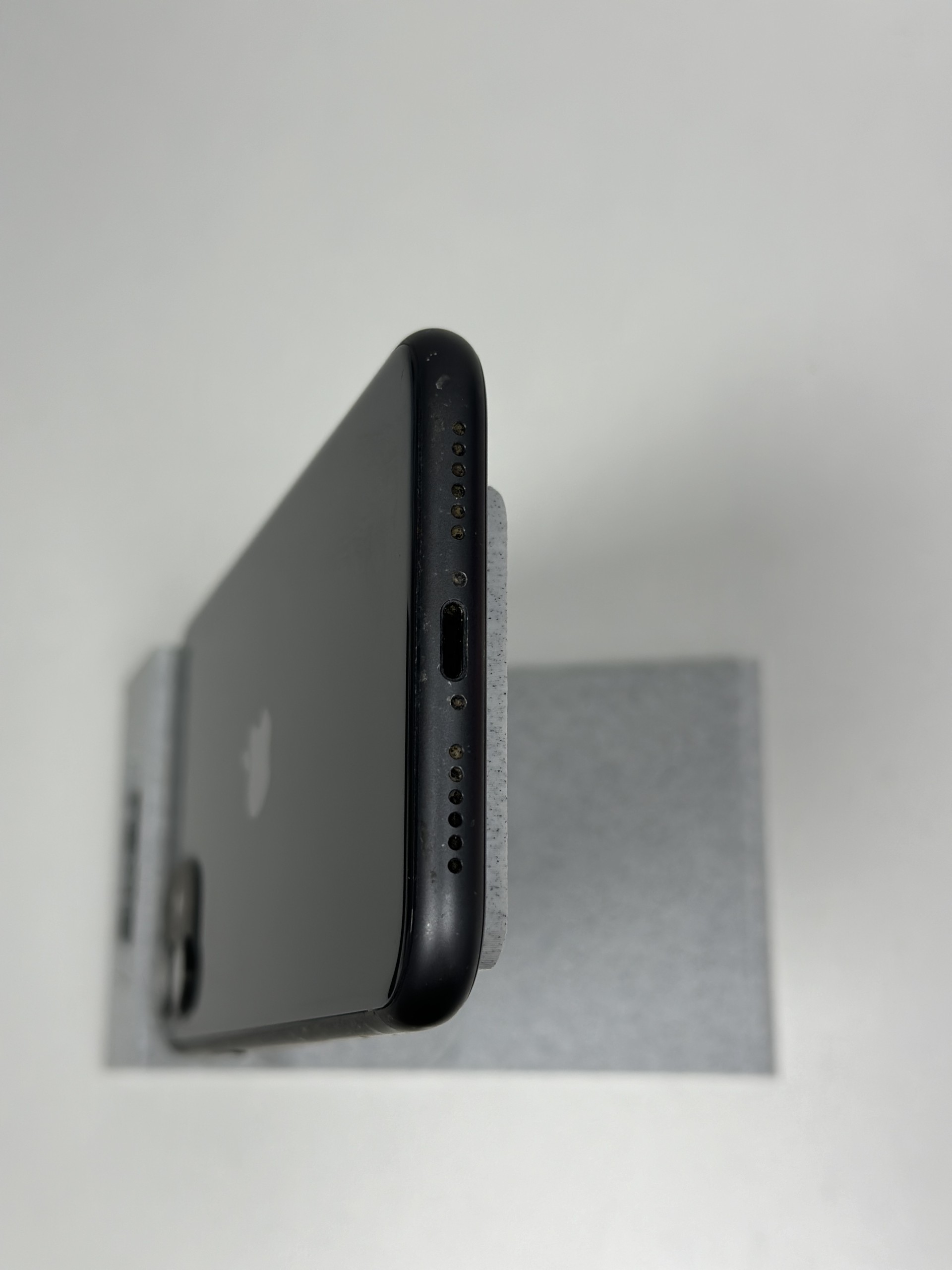 Apple iPhone 11 64GB Black