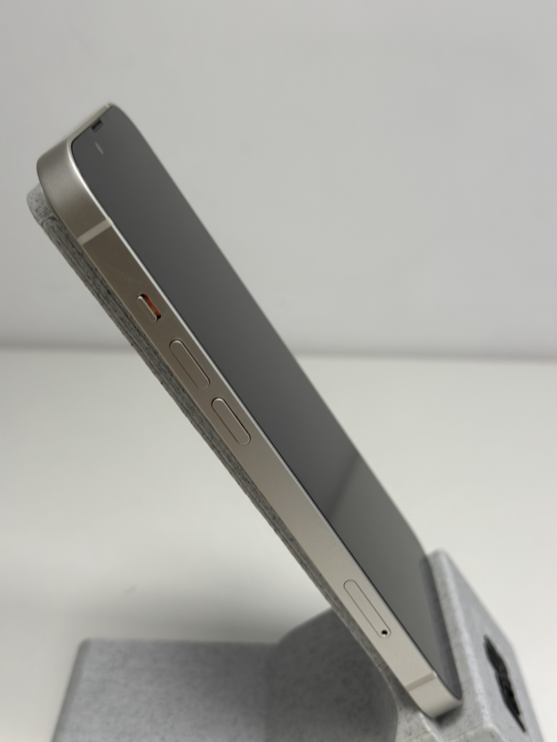 Apple iPhone 13 128GB Starlight