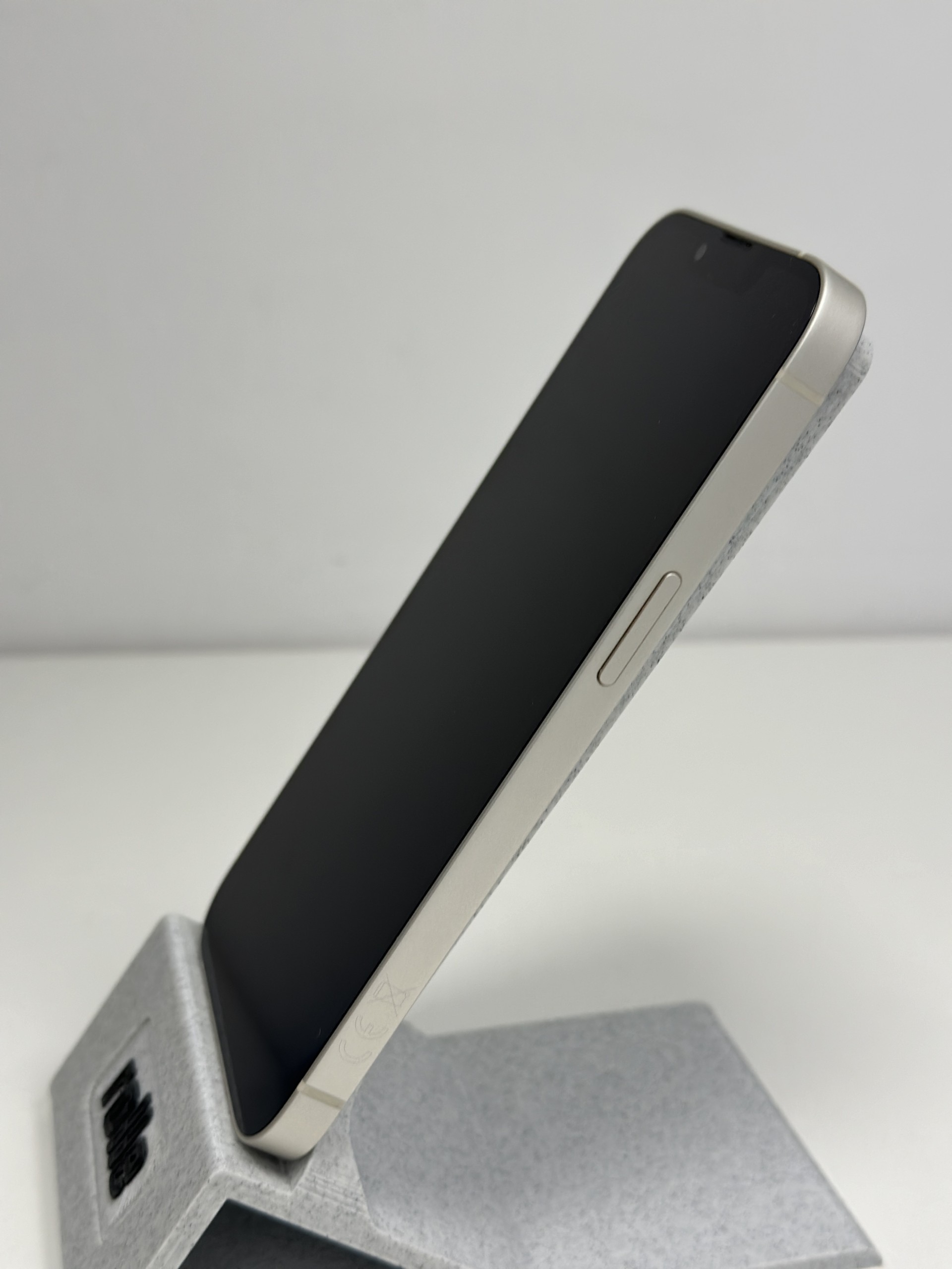 Apple iPhone 13 128GB Starlight