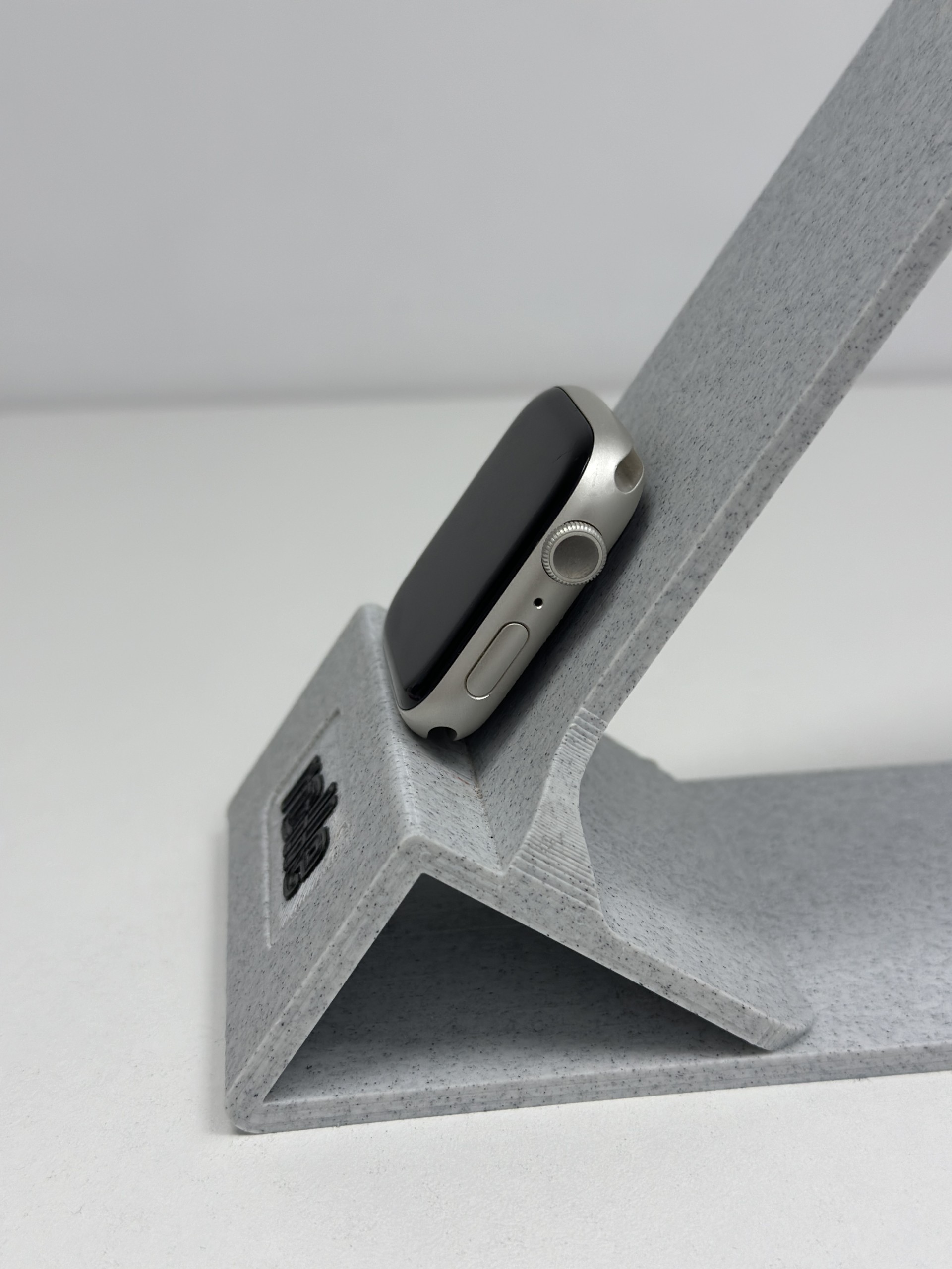 Apple Watch Series 7 Aluminum 45mm 32GB Starlight