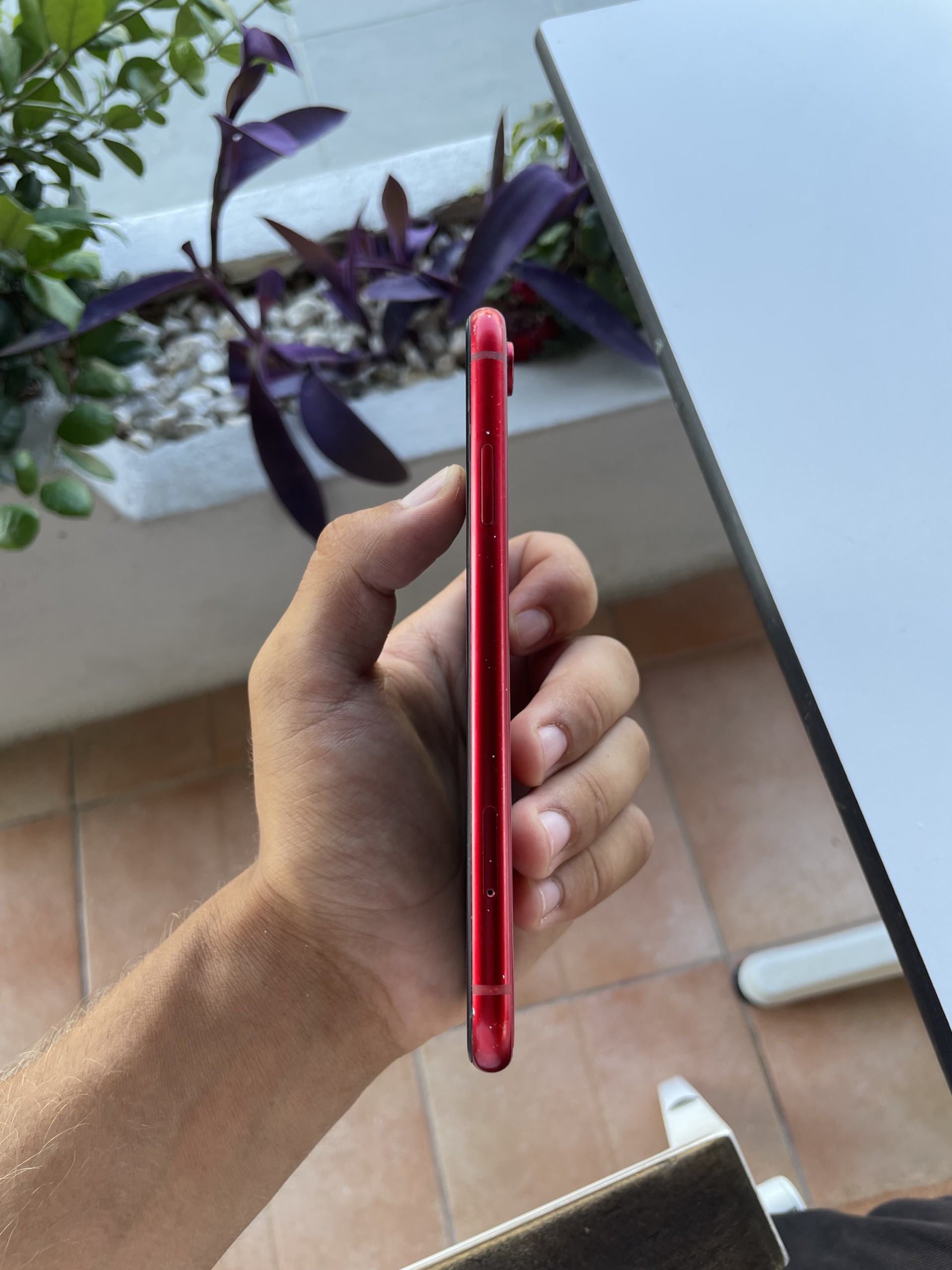 Apple iPhone XR 64GB Red