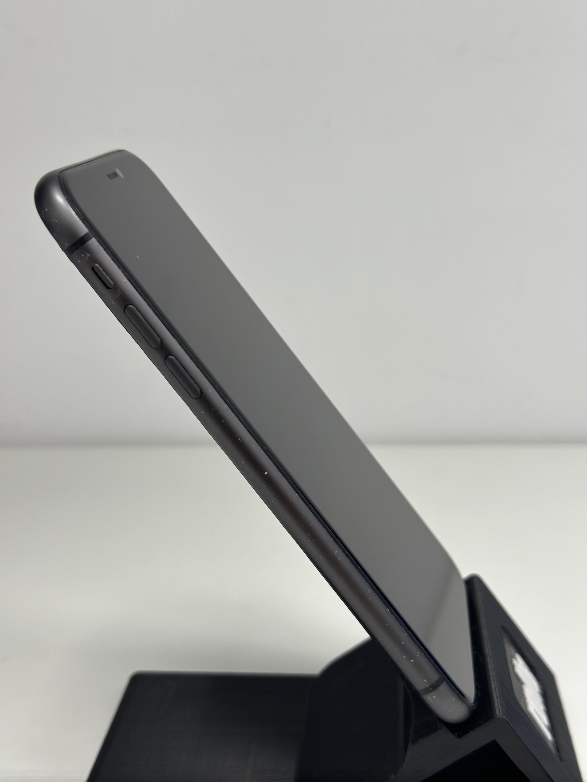 Apple iPhone 11 64GB Black