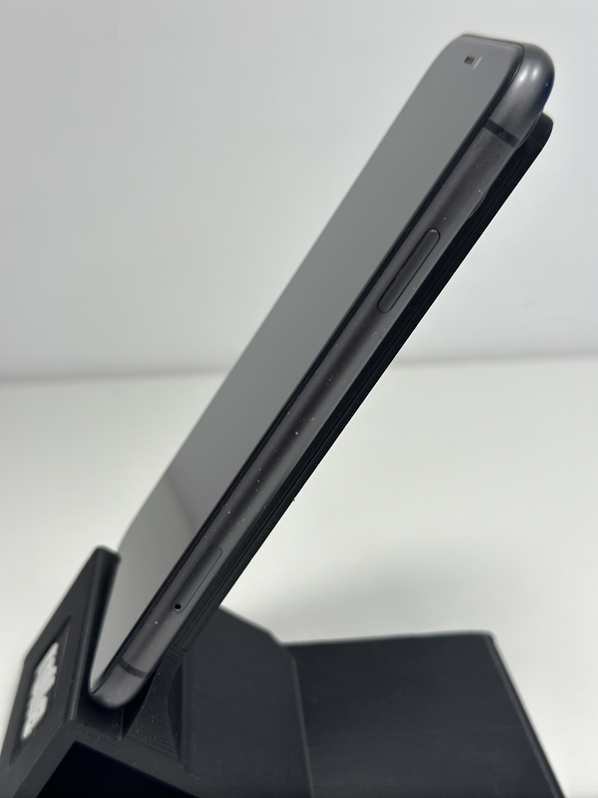 Apple iPhone 11 64GB Black