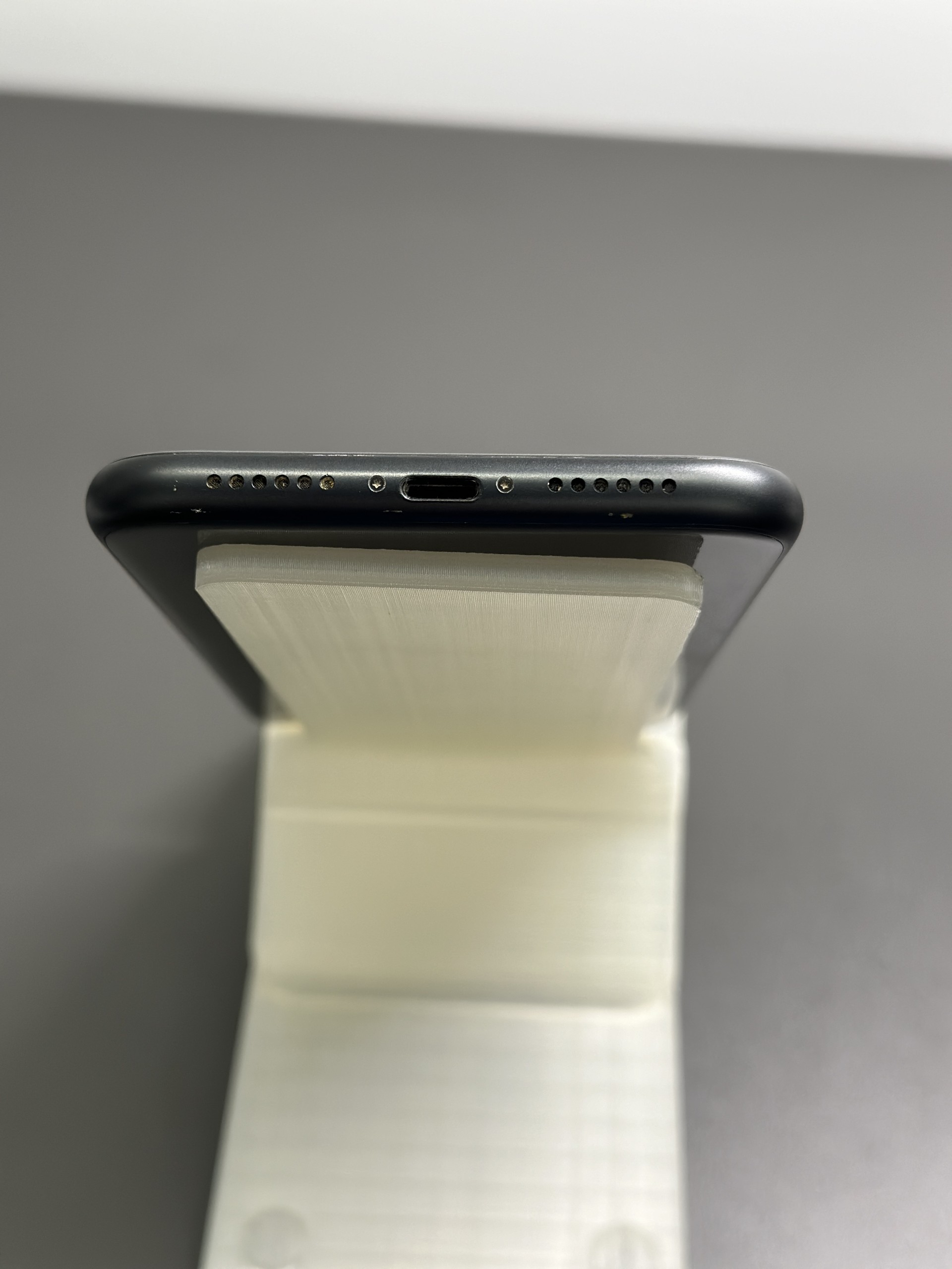 Apple iPhone XR 64GB Black