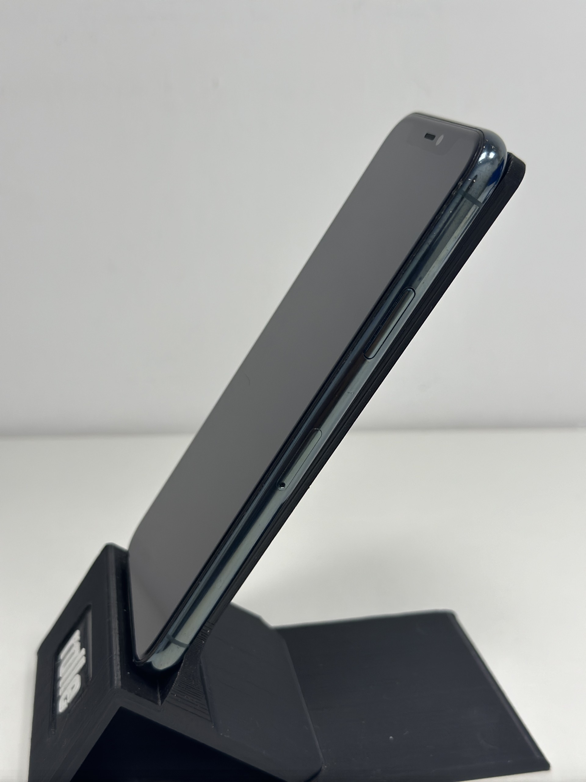 Apple iPhone 11 Pro 64GB Matte Midnight Green