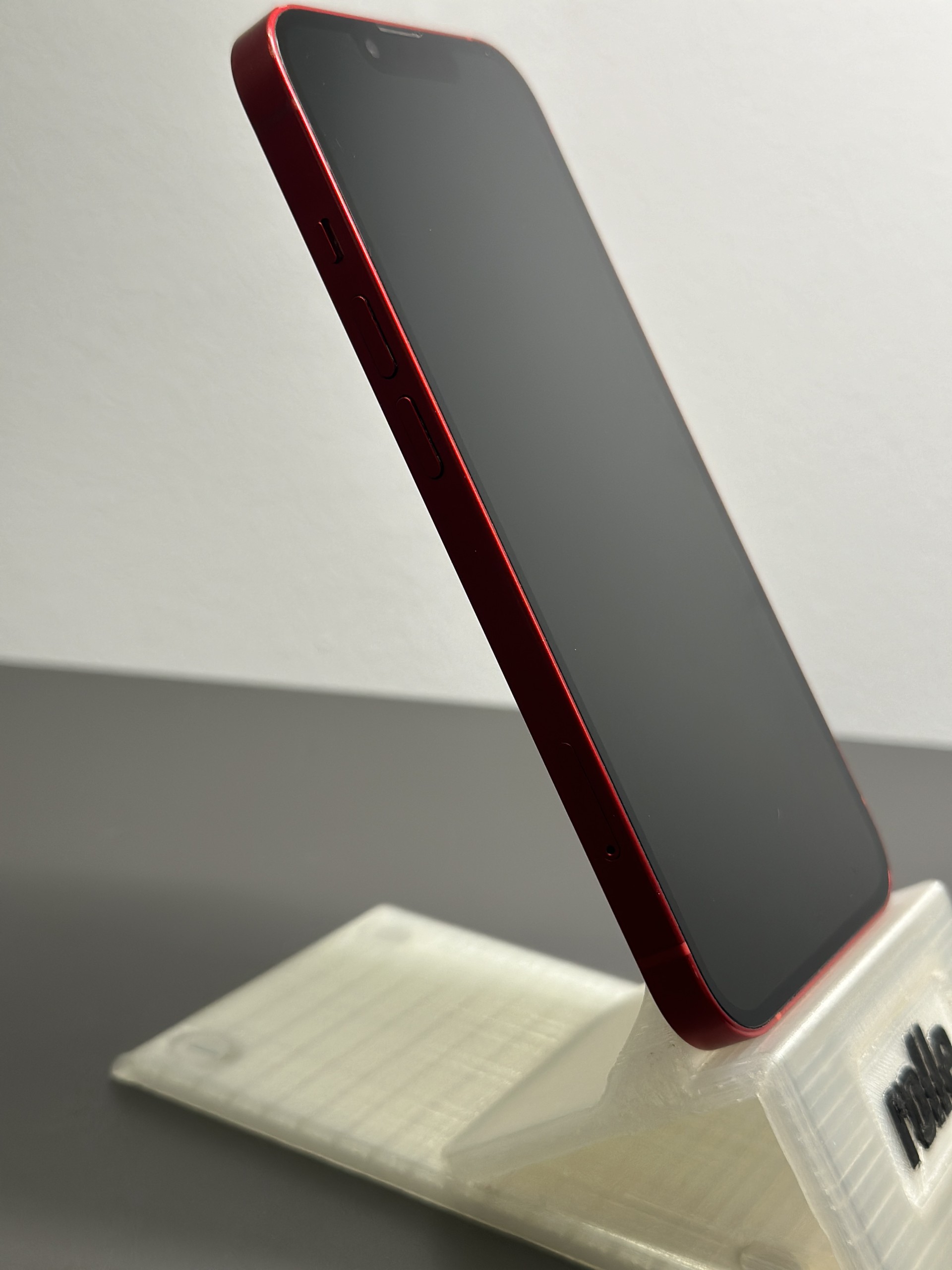 Apple iPhone 13 128GB Red