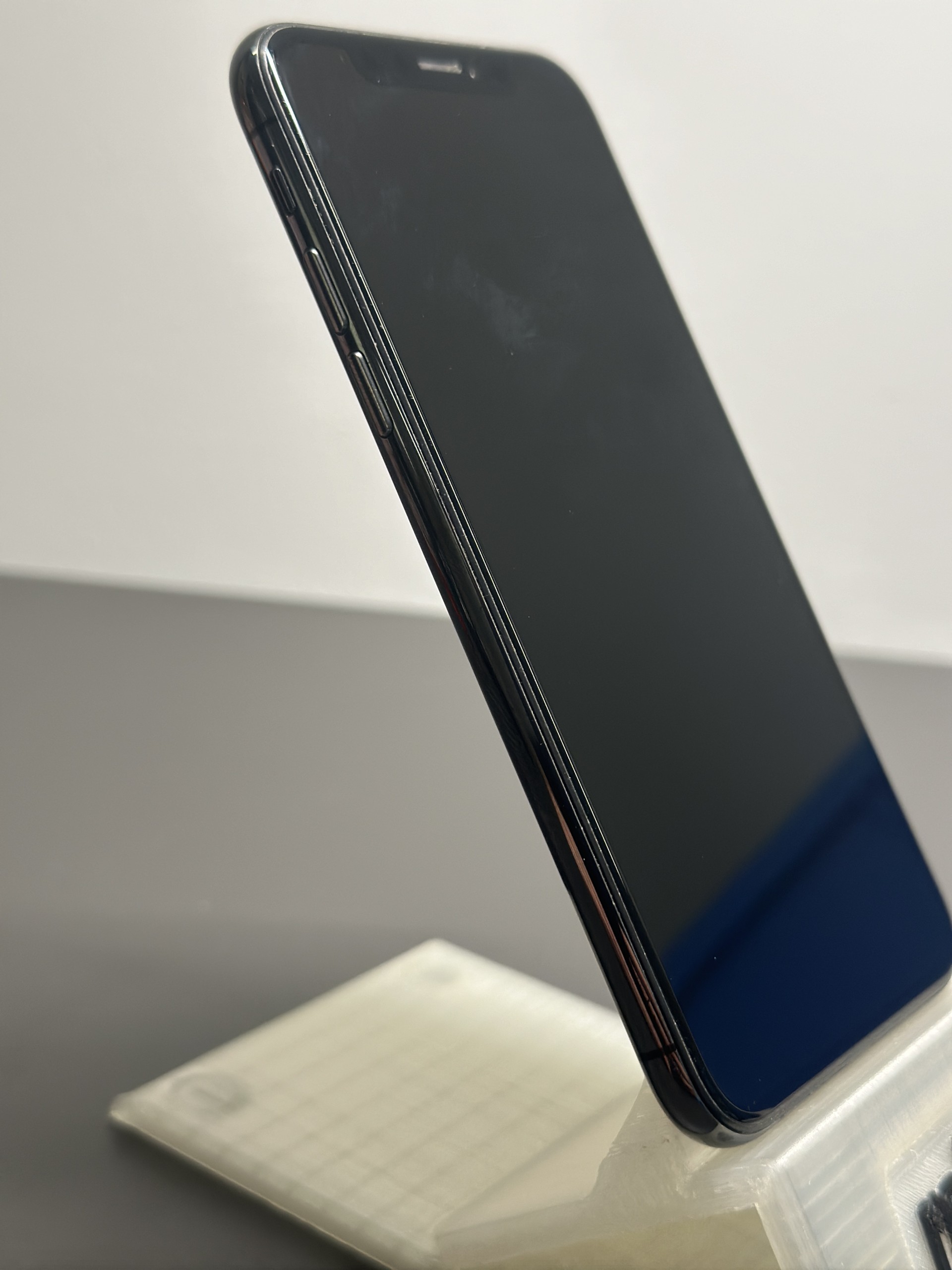 Apple iPhone XS 64GB Space Gray