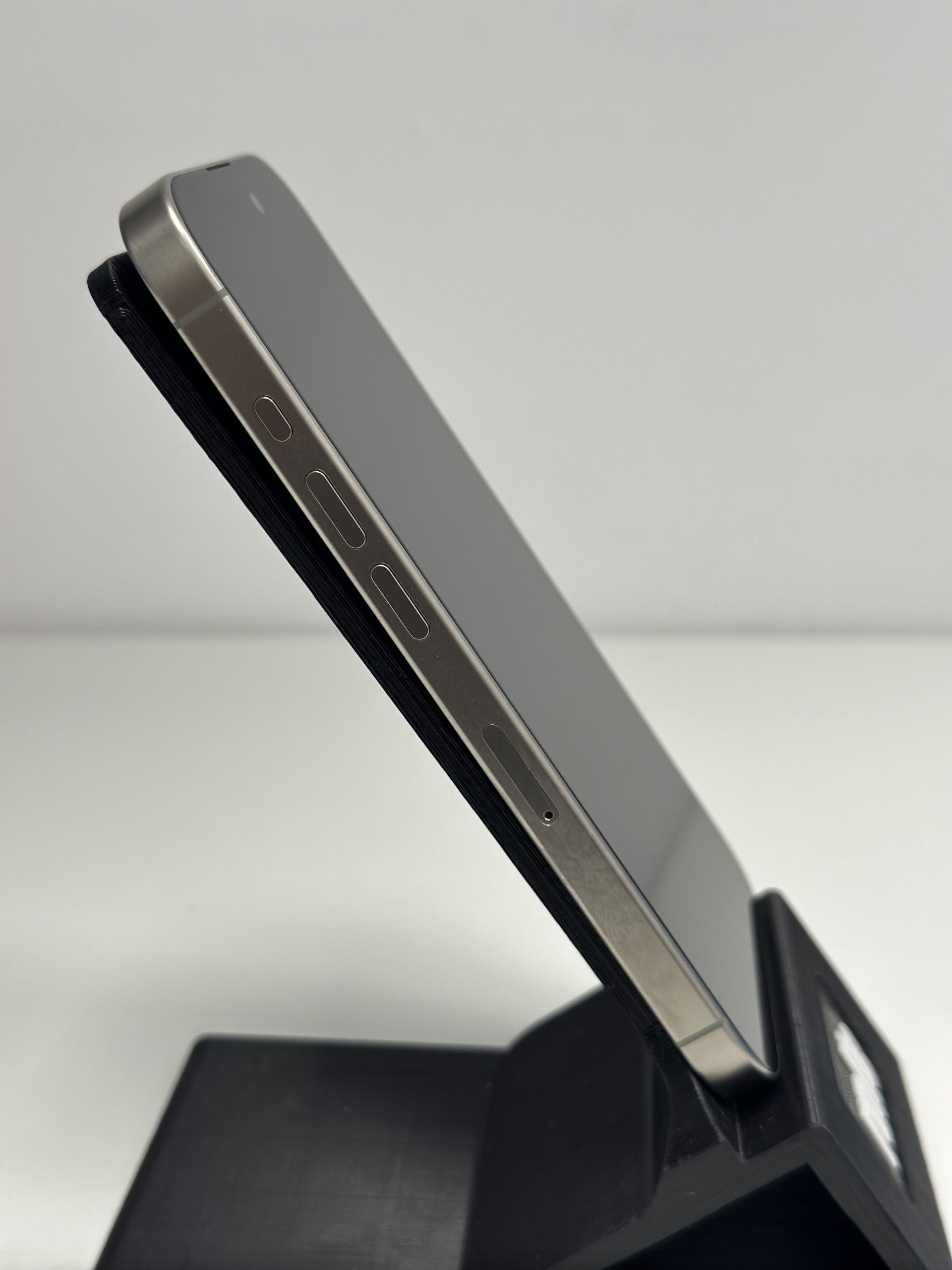 Apple iPhone 15 Pro 256GB Natural Titanium