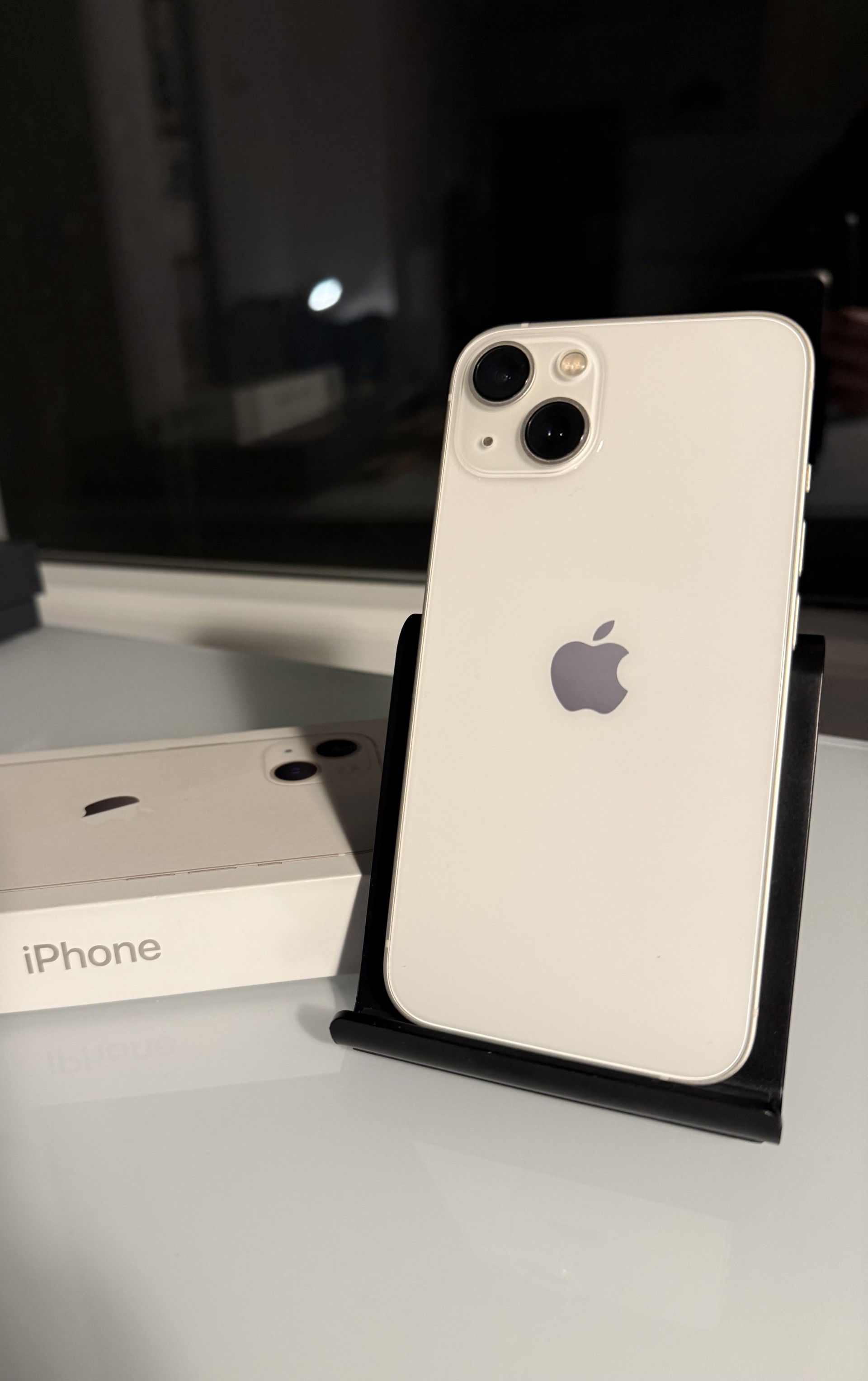 Apple iPhone 13 128GB Starlight