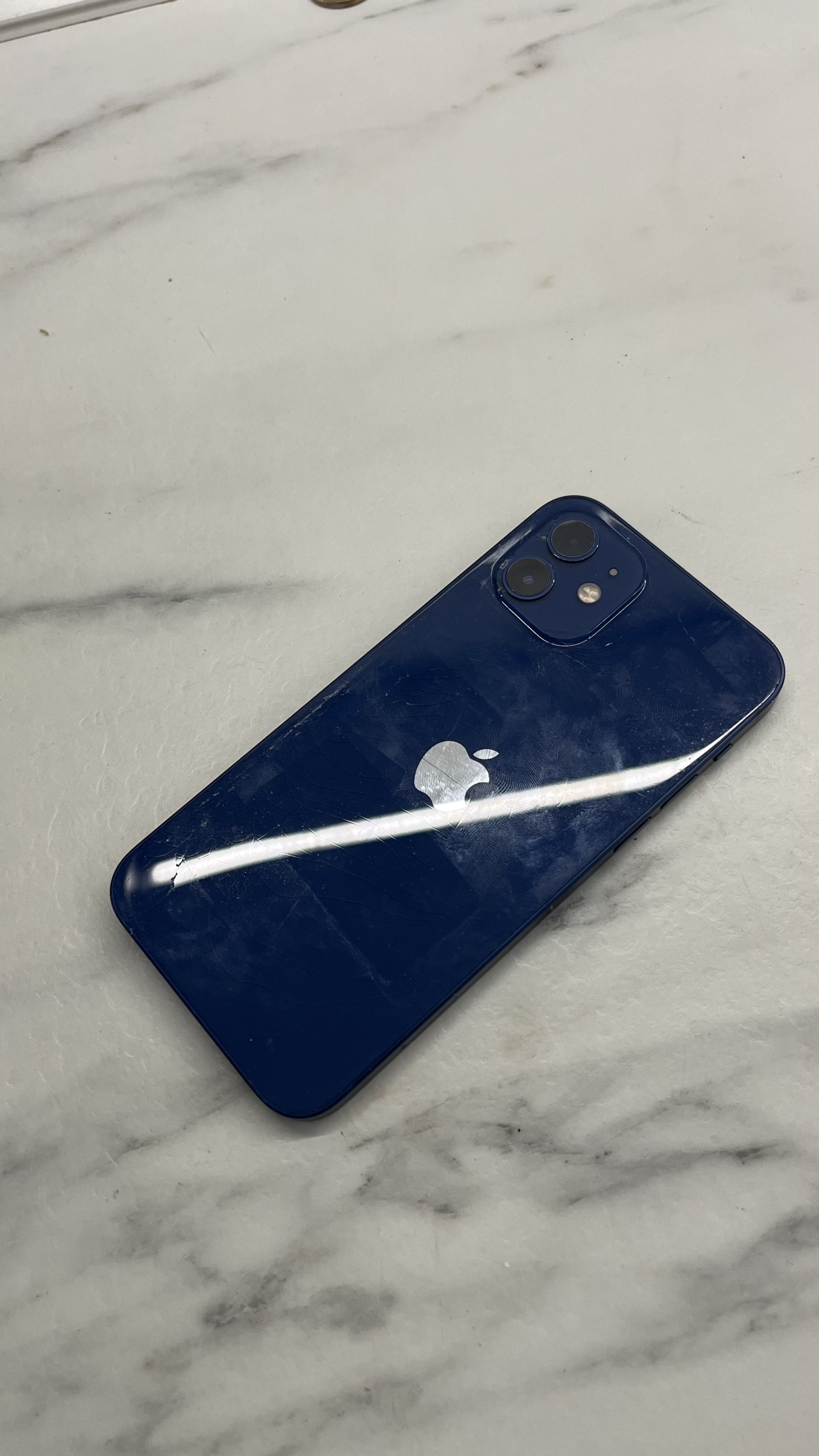 Apple iPhone 12 64GB Blue