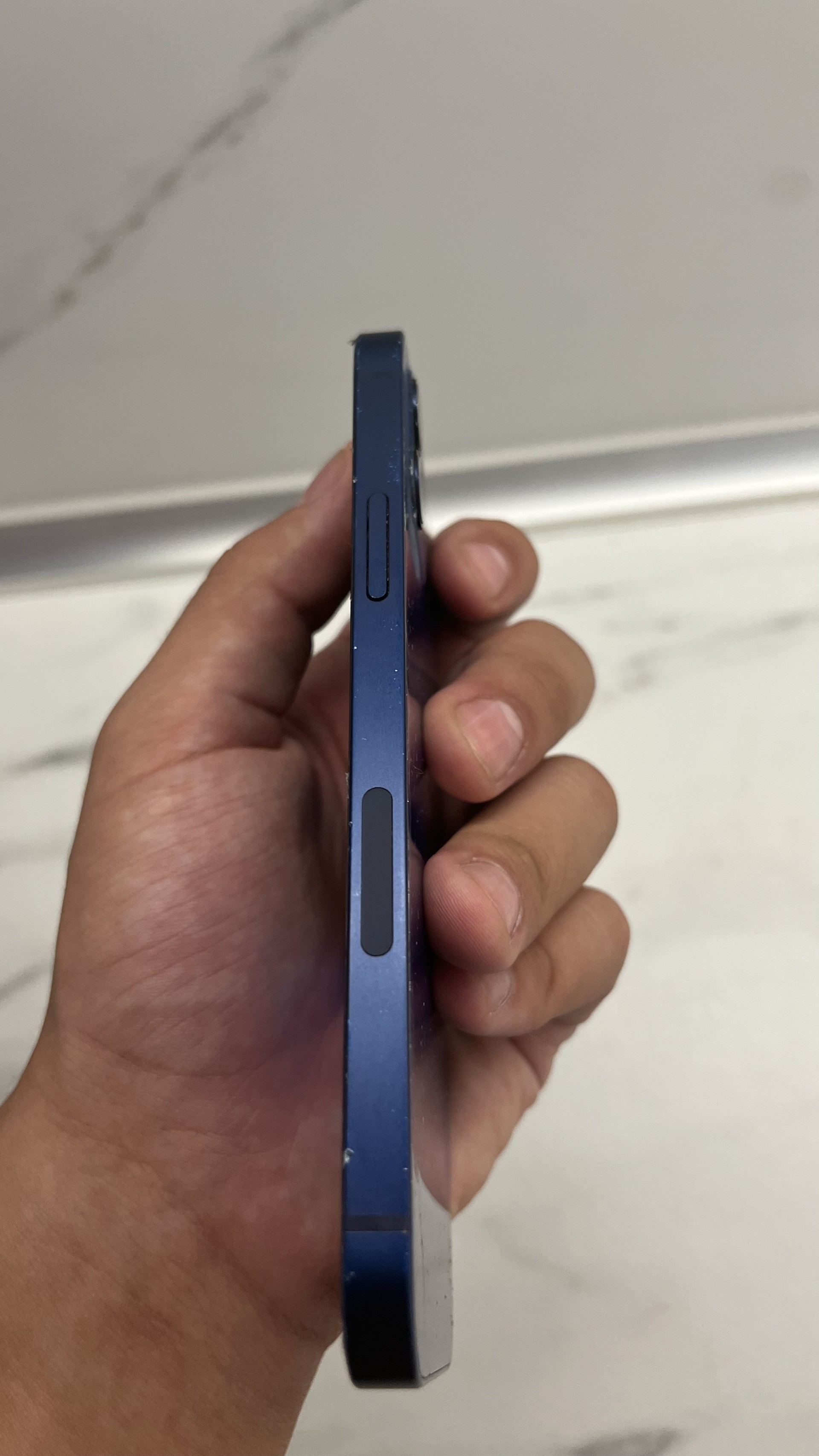 Apple iPhone 12 64GB Blue